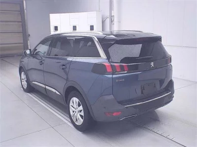 Peugeot 5008  с аукциона в Японии