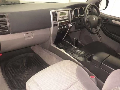 Toyota HILUX SURF  с аукциона в Японии