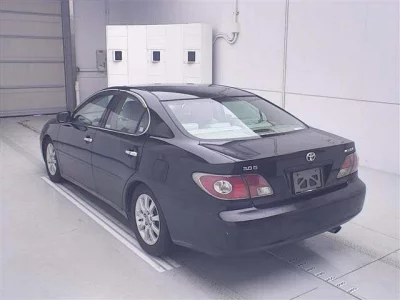 Toyota WINDOM  с аукциона в Японии