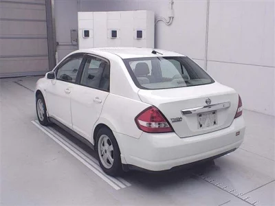 Nissan Tiida Latio