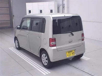 Daihatsu MOVE CONTE
