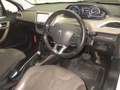 Peugeot 2008  с аукциона в Японии