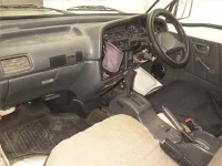 Suzuki CARRY TRUCK лот № 70291 оценка 3.5  с аукциона в Японии 3