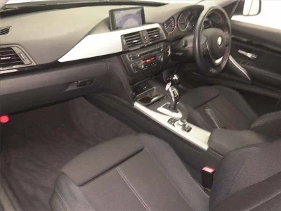 BMW 3-Series  с аукциона в Японии