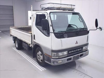 Mitsubishi Fuso Canter