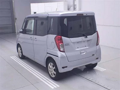 Mitsubishi EK SPACE