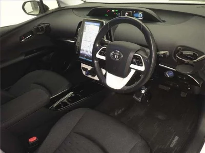 Toyota PRIUS PHV