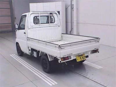 Nissan CLIPPER TRUCK