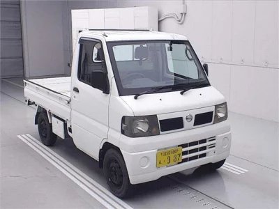 Nissan CLIPPER TRUCK