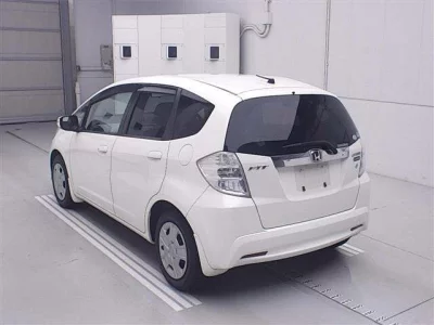 Honda FIT  с аукциона в Японии
