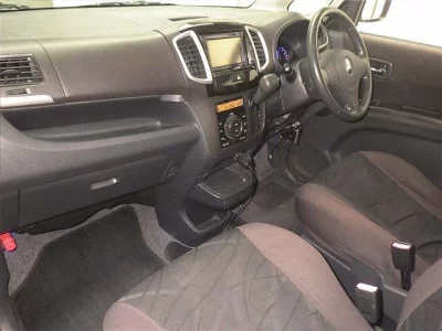 Mitsubishi DELICA D2