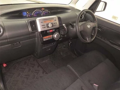 Daihatsu TANTO  с аукциона в Японии