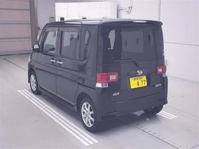 Daihatsu TANTO  с аукциона в Японии