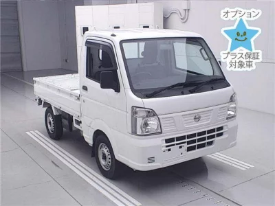 Nissan NT100 Clipper