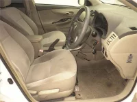 Toyota COROLLA AXIO лот № 70564 оценка 3.5  с аукциона в Японии 4