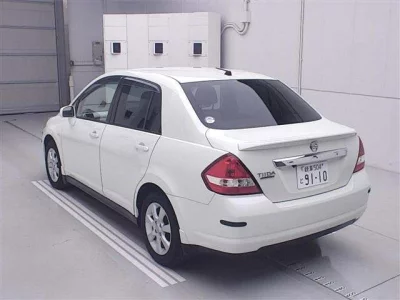 Nissan Tiida Latio