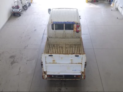 Toyota DYNA  с аукциона в Японии