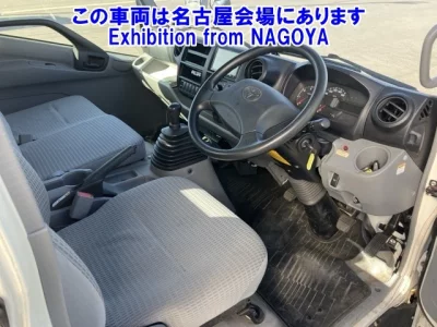 Toyota DYNA  с аукциона в Японии