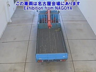 Toyota DYNA  с аукциона в Японии