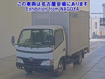 Toyota DYNA  с аукциона в Японии