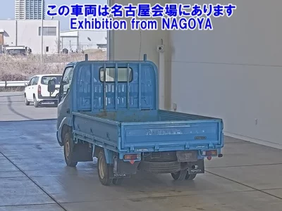 Toyota DYNA  с аукциона в Японии