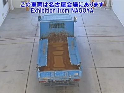 Toyota DYNA  с аукциона в Японии