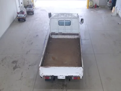 Toyota DYNA  с аукциона в Японии