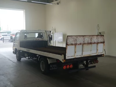 Nissan ATLAS