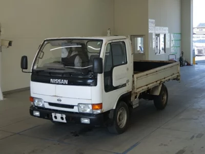 Nissan ATLAS  с аукциона в Японии