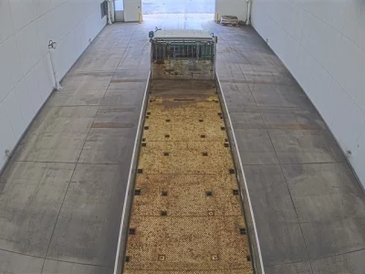 Nissan BIGTHUMB  с аукциона в Японии