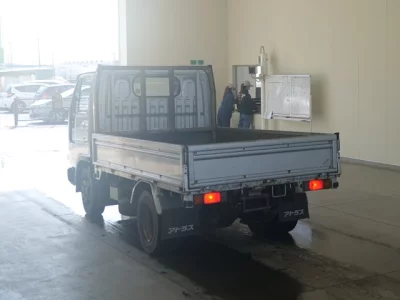 Nissan ATLAS