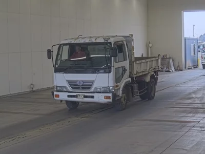 Nissan TRUCK  с аукциона в Японии