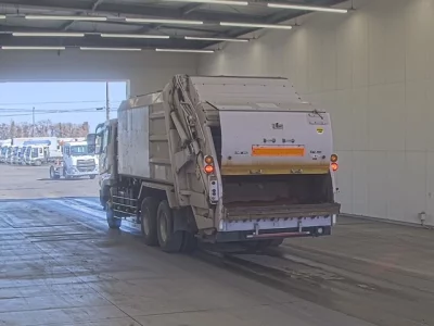 Mitsubishi FUSO SUPER GREAT