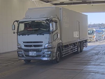 Mitsubishi FUSO SUPER GREAT