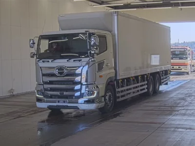 Hino PROFIA  с аукциона в Японии
