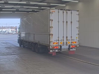 Isuzu TRUCK  с аукциона в Японии