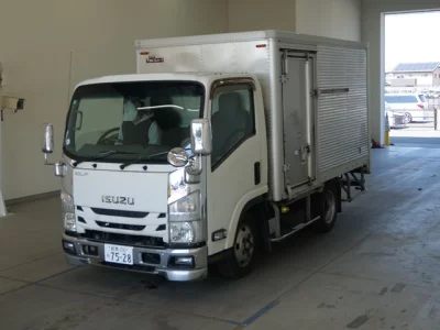 Isuzu Elf