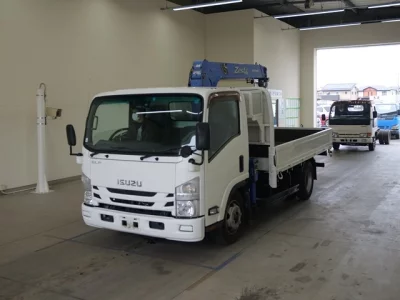 Isuzu ELF