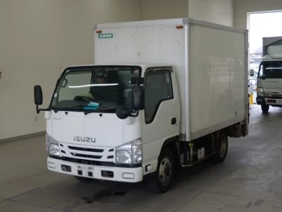 Isuzu ELF
