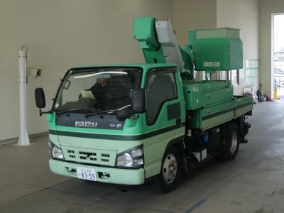 Isuzu Elf