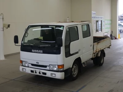 Nissan TRUCK  с аукциона в Японии