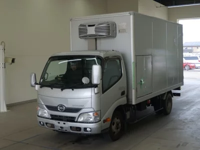 Hino DUTRO  с аукциона в Японии