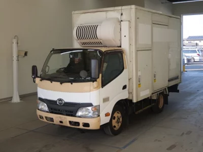 Hino DUTRO  с аукциона в Японии