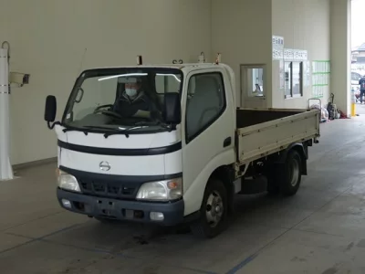Hino DUTRO  с аукциона в Японии