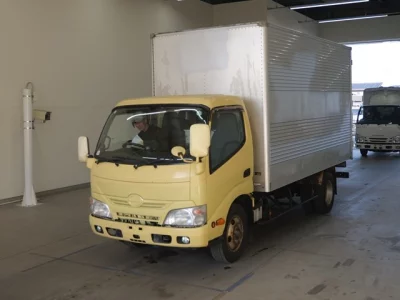 Hino DUTRO  с аукциона в Японии
