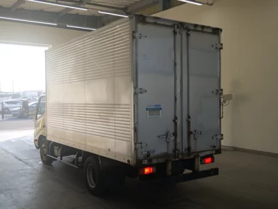 Hino DUTRO  с аукциона в Японии