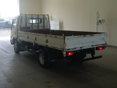Hino DUTRO  с аукциона в Японии