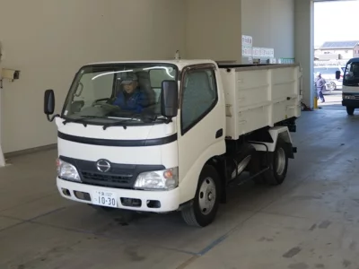 Hino DUTRO  с аукциона в Японии