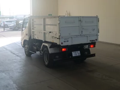 Hino DUTRO  с аукциона в Японии