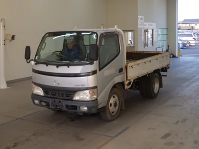 Hino DUTRO  с аукциона в Японии